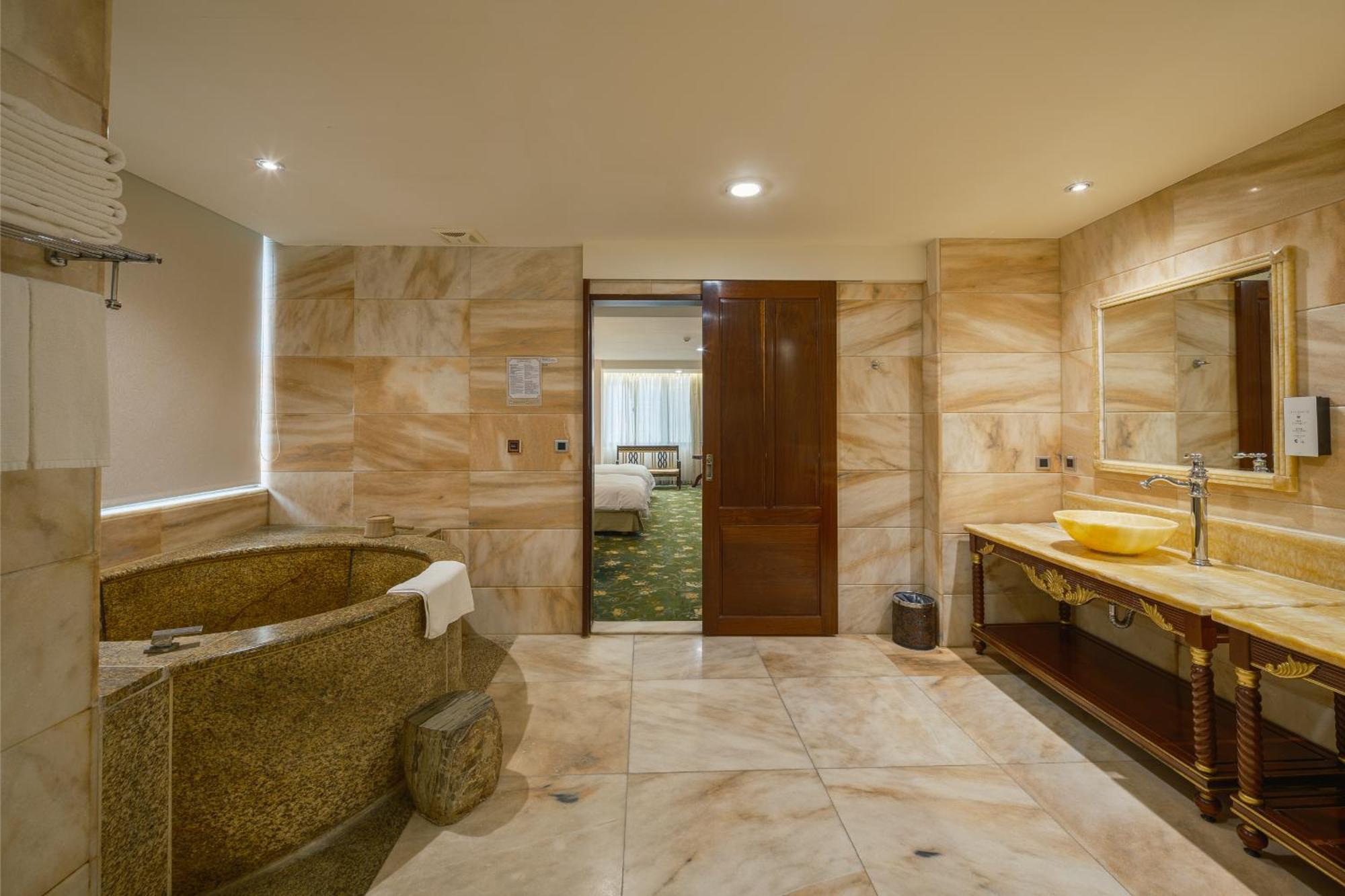 Grand Pleasure Spring Hotel Tajpej Zewnętrze zdjęcie