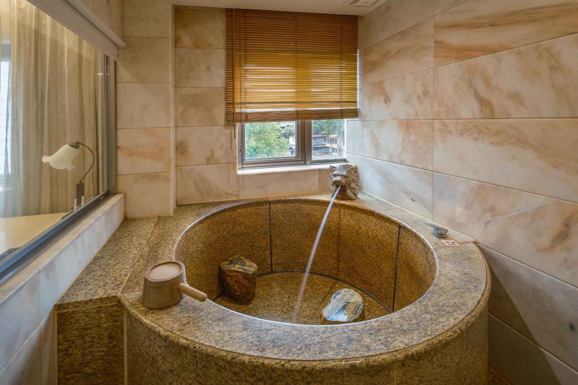 Grand Pleasure Spring Hotel Tajpej Zewnętrze zdjęcie
