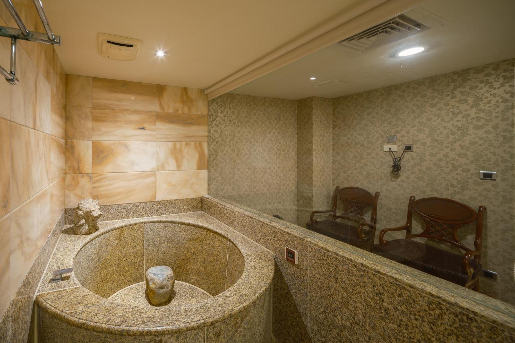 Grand Pleasure Spring Hotel Tajpej Zewnętrze zdjęcie